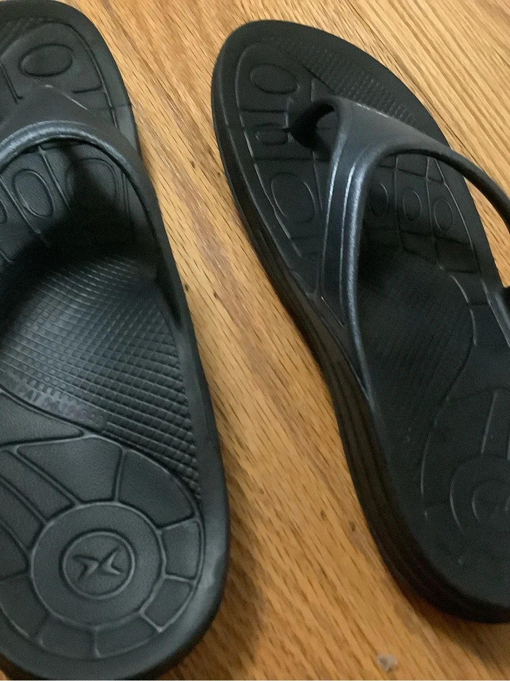 Flip flops us women’s size 6